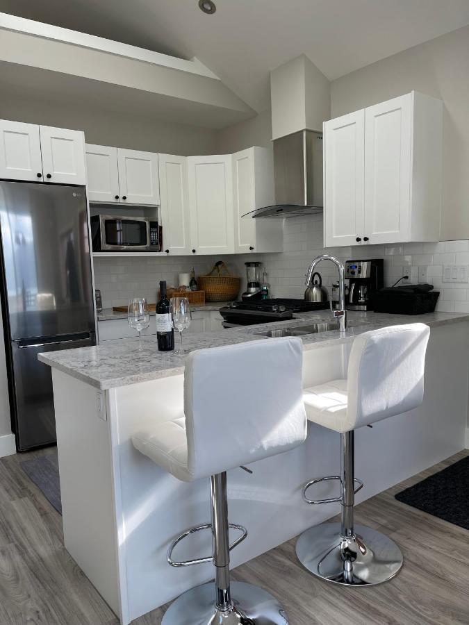 Вилла Port Renfrew Oceanfront Retreat Экстерьер фото